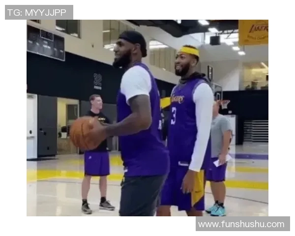 姚明精准传球技艺展现篮球智慧引领球队进攻新风潮